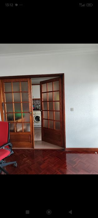 Apartamento T1, metro Ameixoeira disponível para Setembro