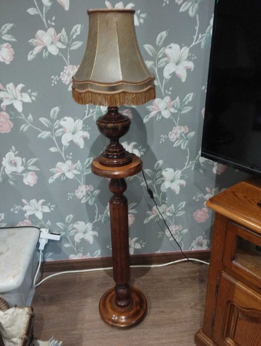 Candieiro Vintage com abajur em pele