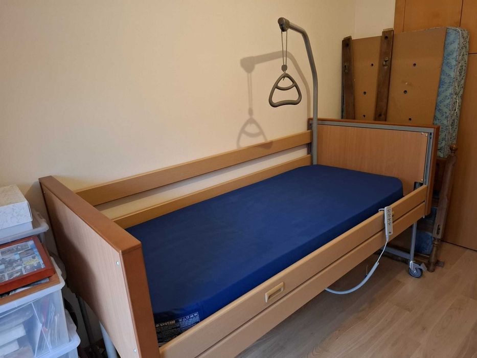 cama articulada Invacare medley ergo