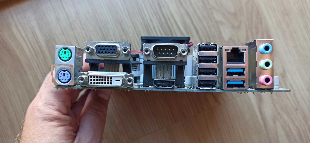 Asus AM1I-A + Athlon 5350