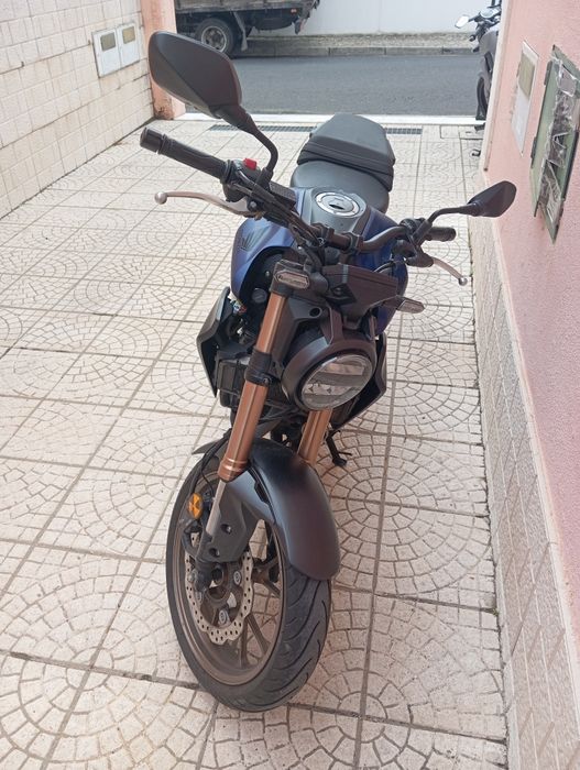 HONDA CB 300R (2020)