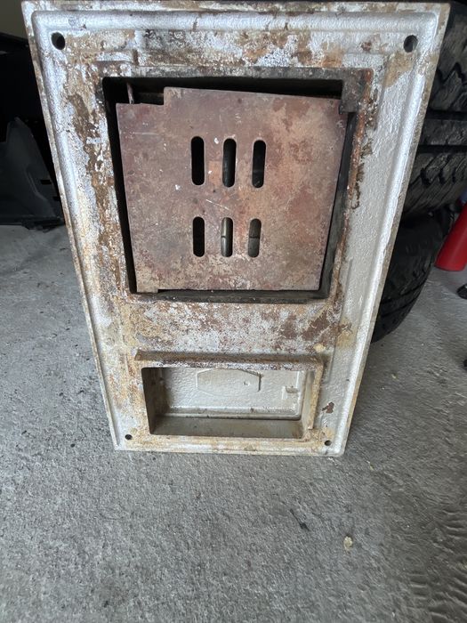 Drzwiczki do pieca kaflowego