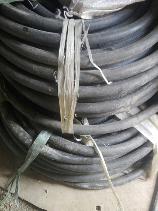 Продам не вживаний кисневий шланг