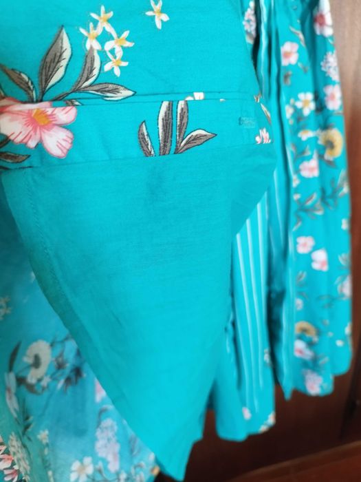 Vestido -padrão floral