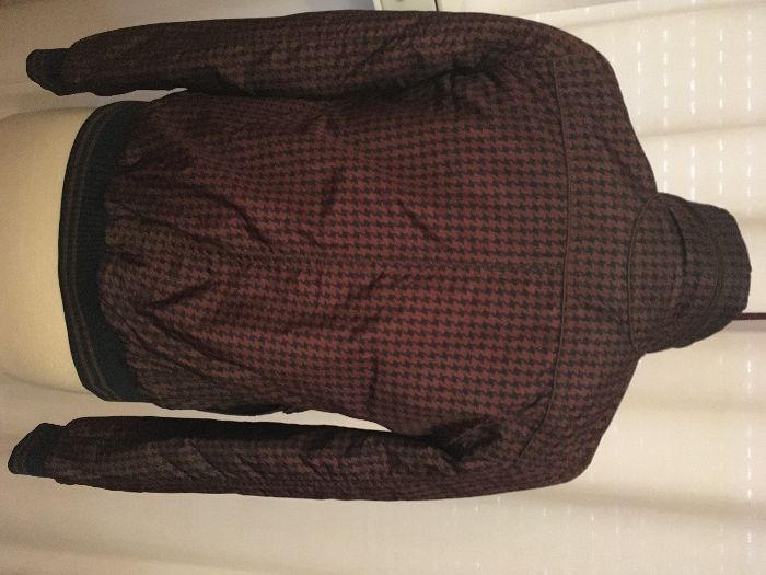 Kispo / Casaco da Pull & Bear com capuz