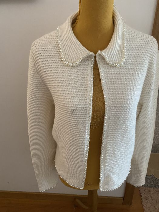 Casaco zara com perolas