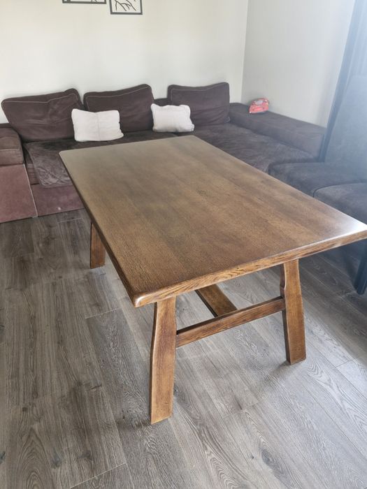 Стіл дубовий кухонний