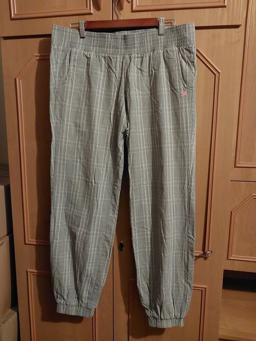 Spodnie damskie w kratkę XL
