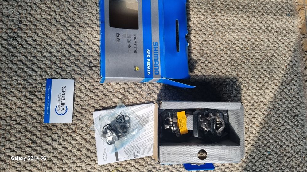 Pedały rowerowe SPD zatrzaskowe platformowe Shimano  PD-ME700