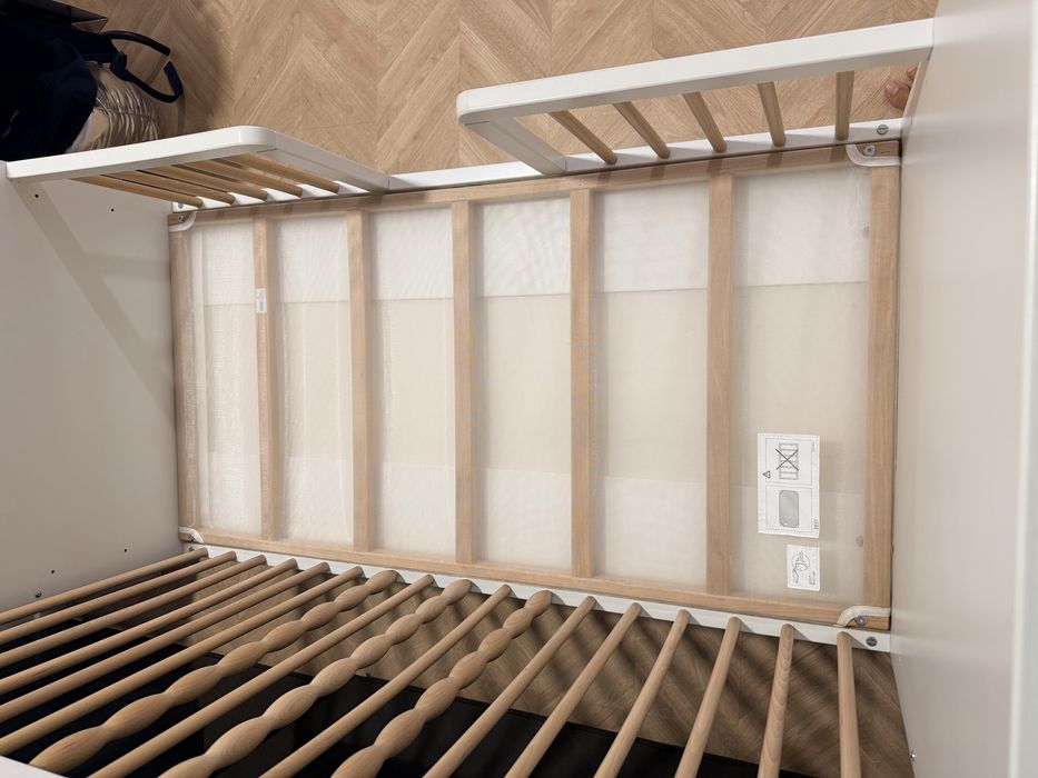 Cama IKEA com Colchão