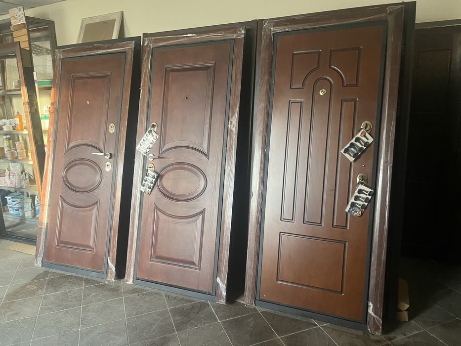 Двері вхідні броньовані РОЗПРОДАЖ