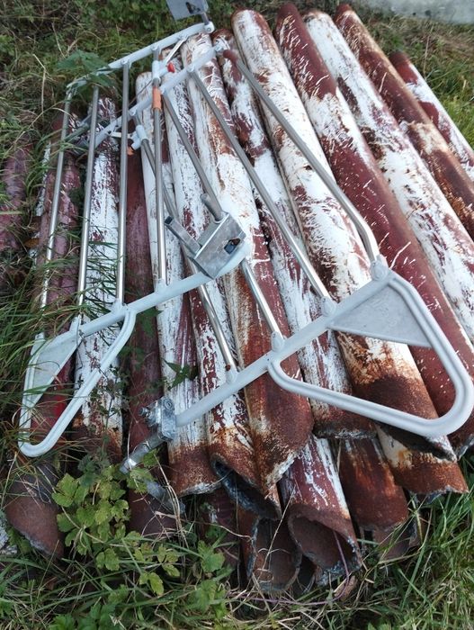 Продам труби металеві , довжина 1,5 м. Товщина стінки 10 мм.