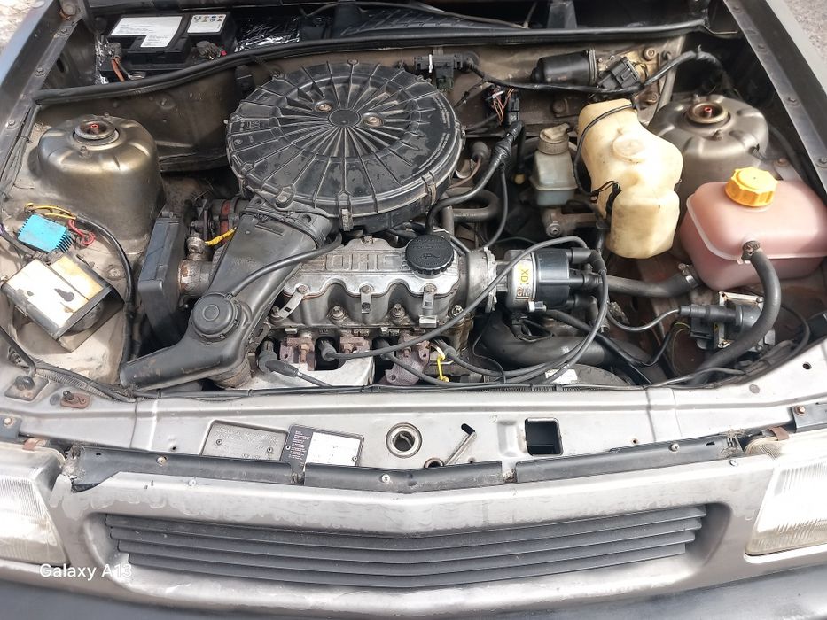Opel corsa A 1.2 gasolina
