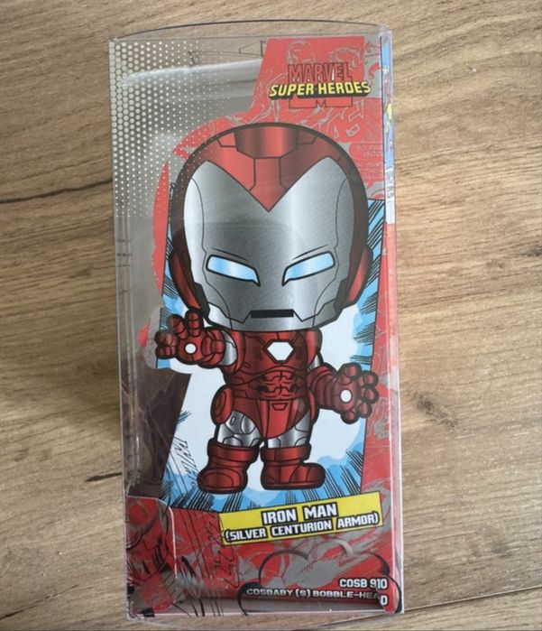 Hot Toys - Cosbaby - Iron-Man