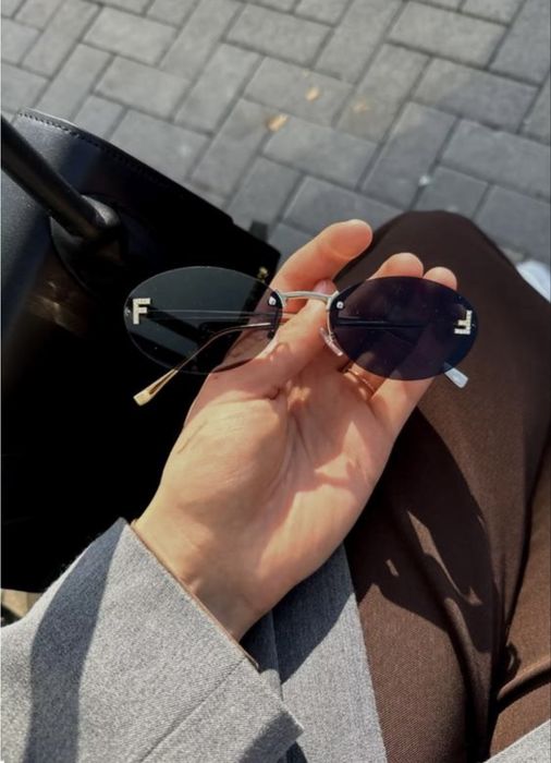 трендові актуальні окуляри