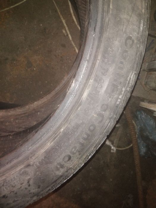 Continental 235/40/19