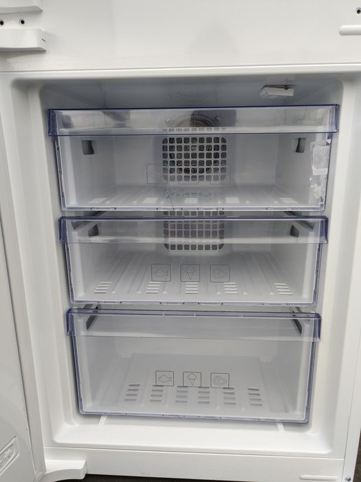 Холодильник BEKO 193 cm ,NOFROST, з Європи. Під забудову, вмонтування