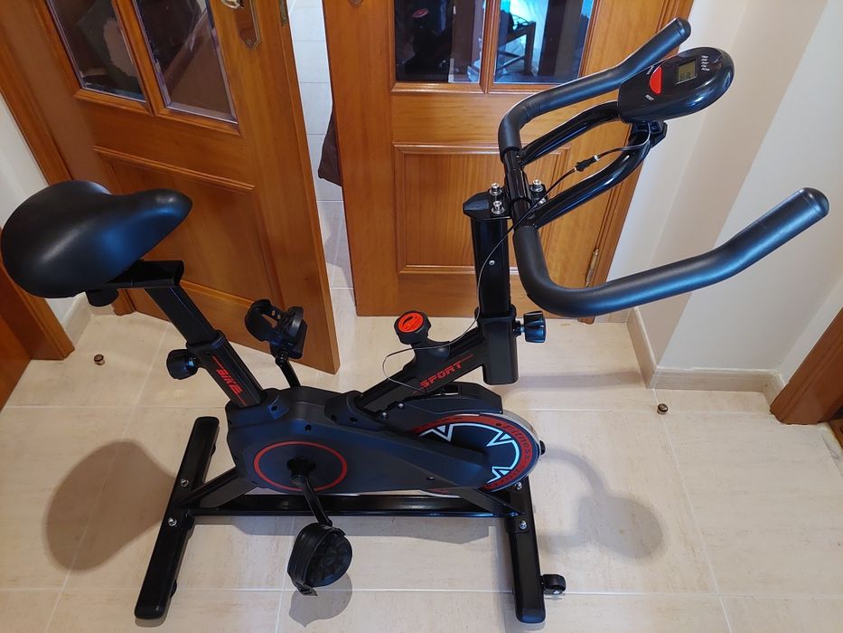 Bicicleta Estática*NOVA