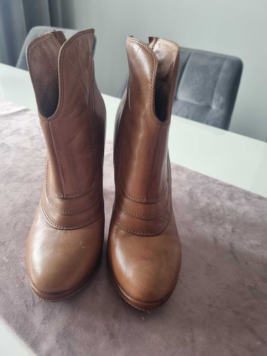 Botki obcas camelowe 38