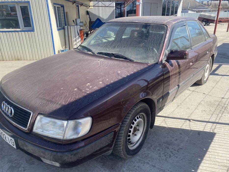 Ауди          100