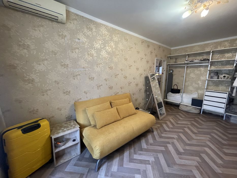 Продаж 1-к кв 36 м2 Троєщина Р. Рейгпна ( Драйзера) 11А