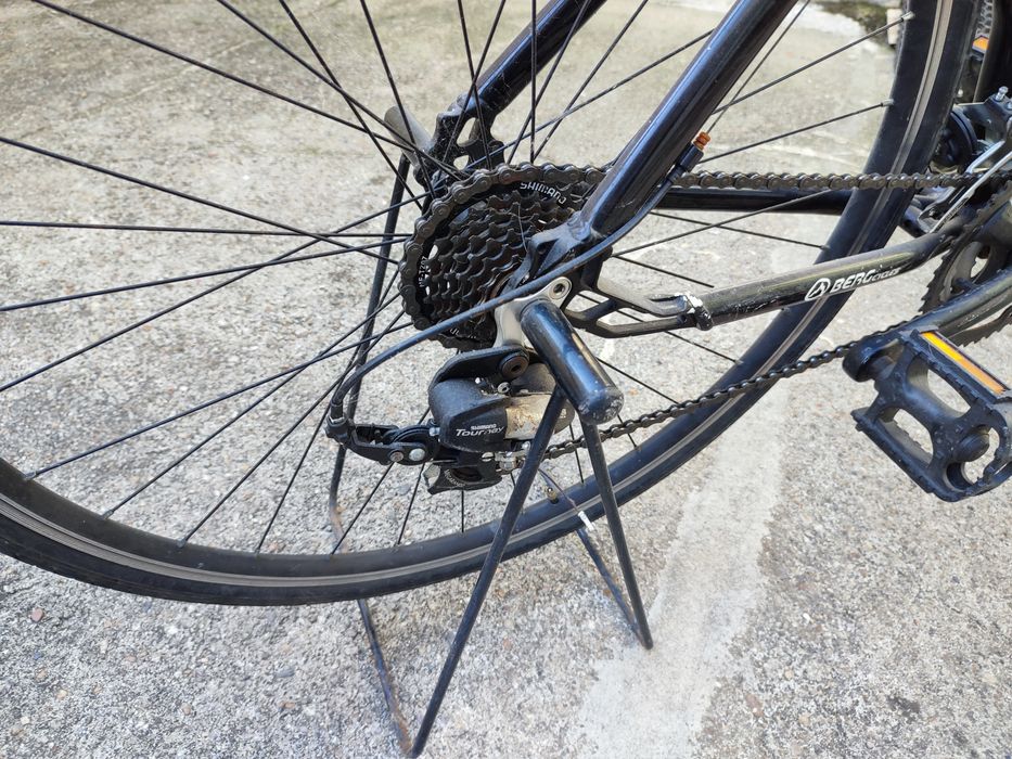 Road/commuter bicycle64738418089473123