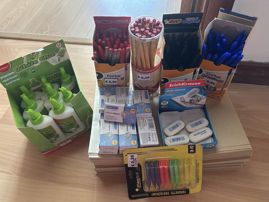 Kit de material de escritório NOVO