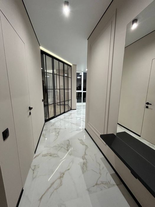 Велика однокімнатна квартира з ремонтом в ЖК Гранд Бурже