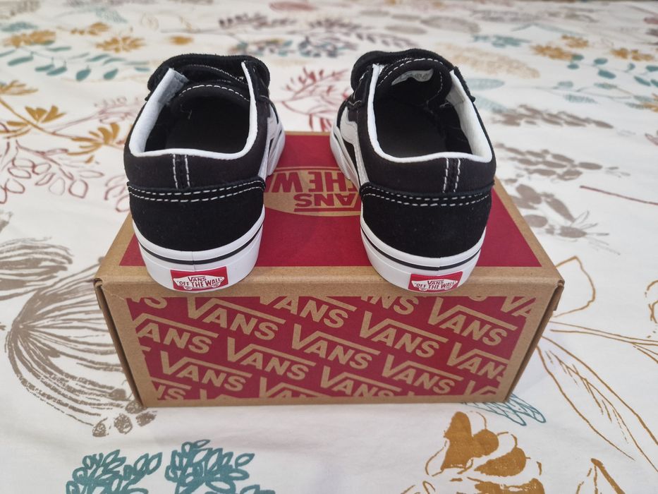 Sapatilhas pretas da Vans, n° 25, Novas!!
