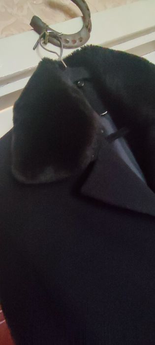 Пальто жіноче осіннє