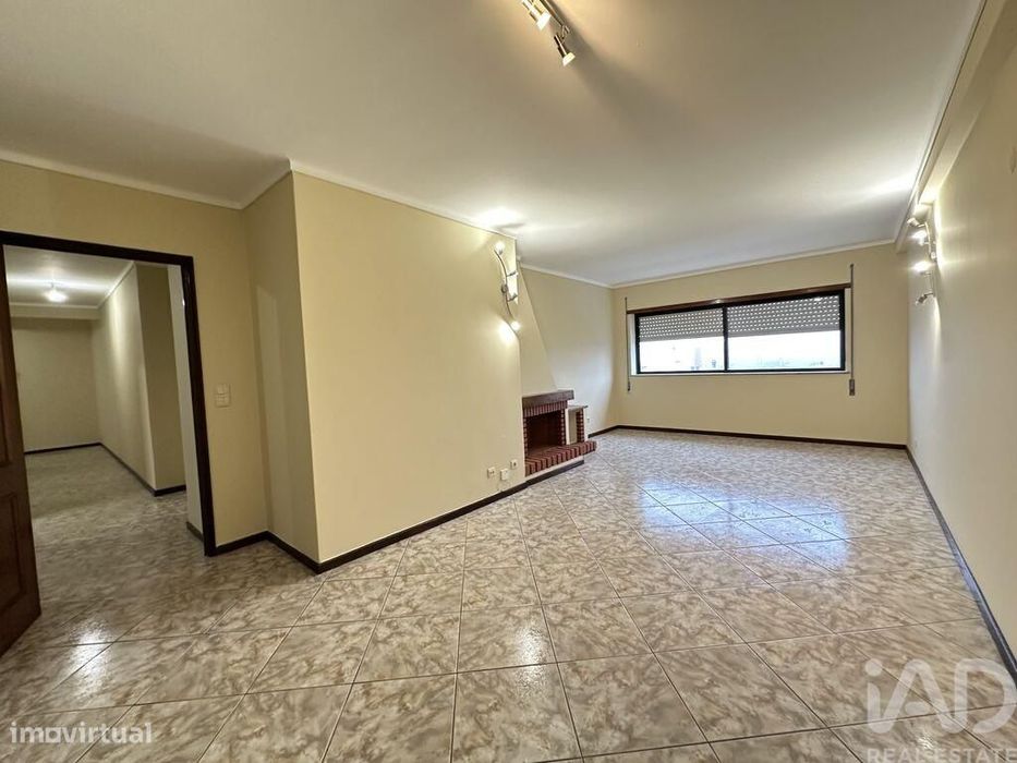 Apartamento T3 em Arcozelo de 125 m2