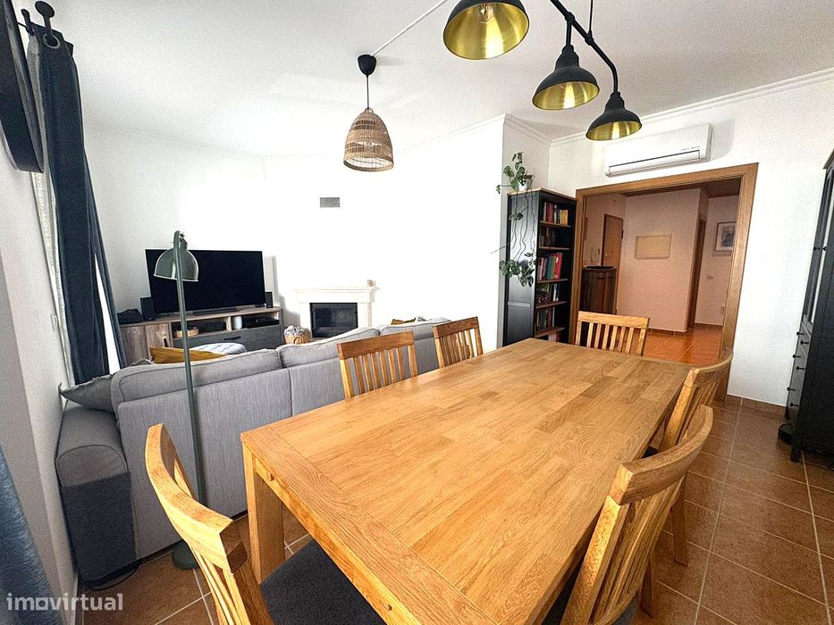 Apartamento T3 + Arrecadação — União de Freguesias da cidade de Santarém, Santarém