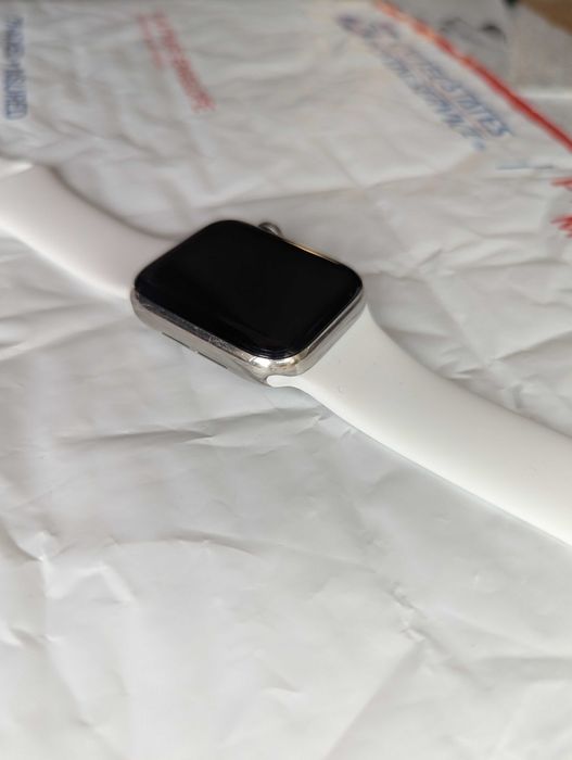 США Стальний Apple Watch 6 40 Stainless Steel silver батарея 84% рідна