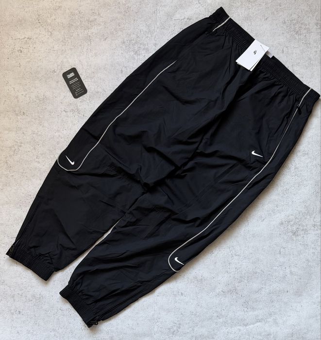 ОРИГІНАЛ! Штани Nike solo swoosh nylon чорні | L