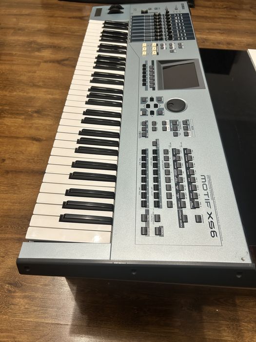 Yamaha Motif XS 6