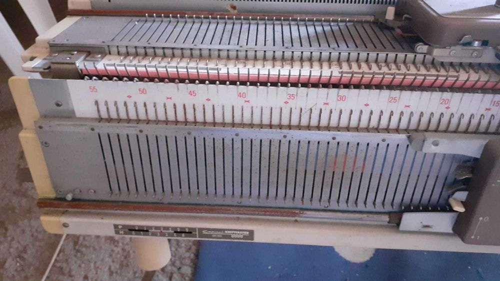 Máquina de tricotar