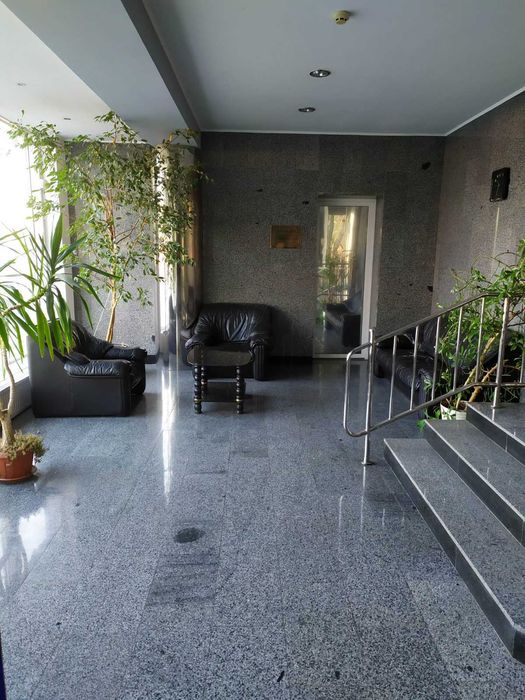 Аренда конференц-зала, переговорной в БЦ, генератор, метро Дорогожичи.