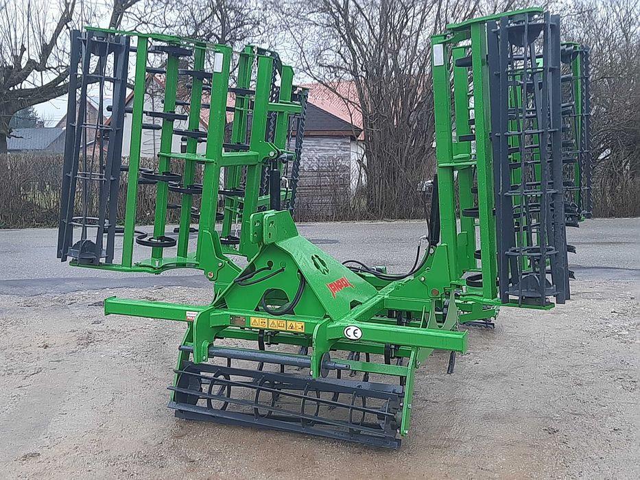 Agregat uprawowo-przedsiewny 3,6-5m NIETOPERZ hydrauliczny JANPOL