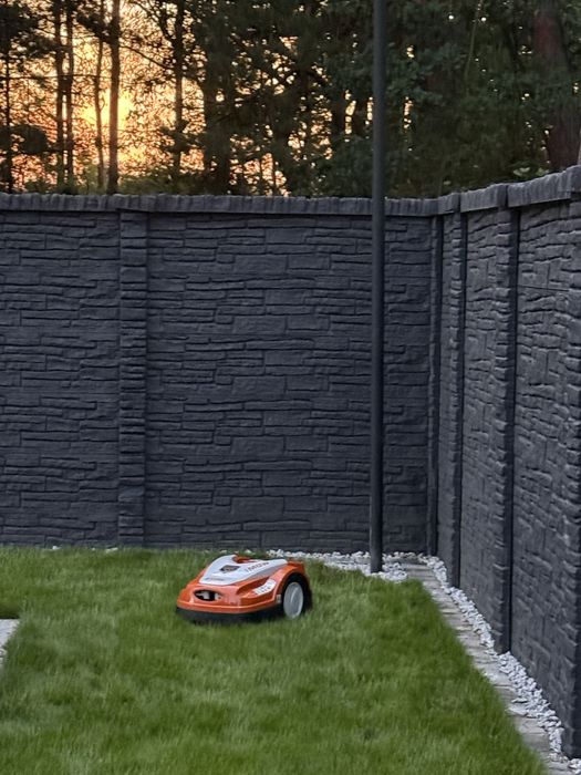 Robot koszący Cedrus C-MOW M6 600m²      SPRZEDAŻ - MONTAŻ - SERWIS