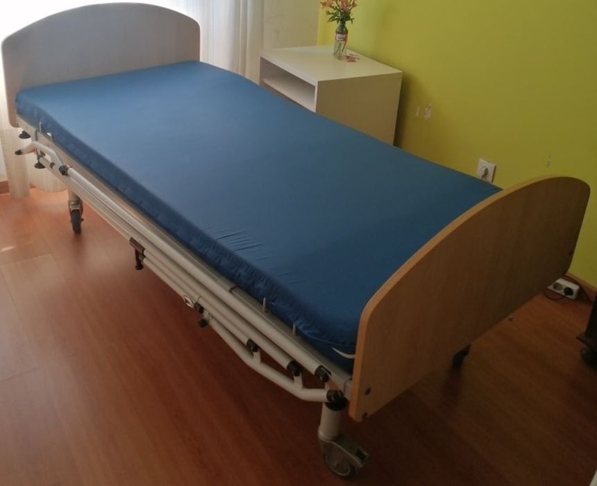 Cama articulada manual