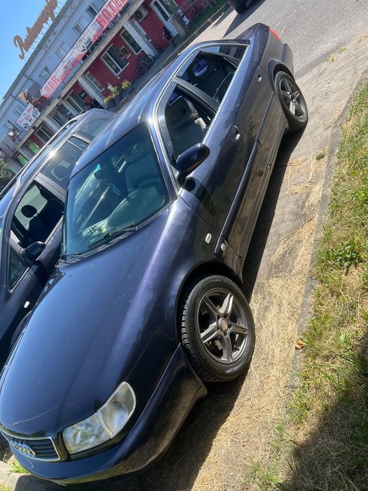 Audi А6С5.