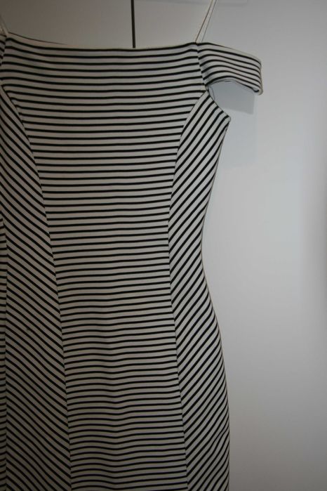 Vestido Justo Riscas Pull&Bear