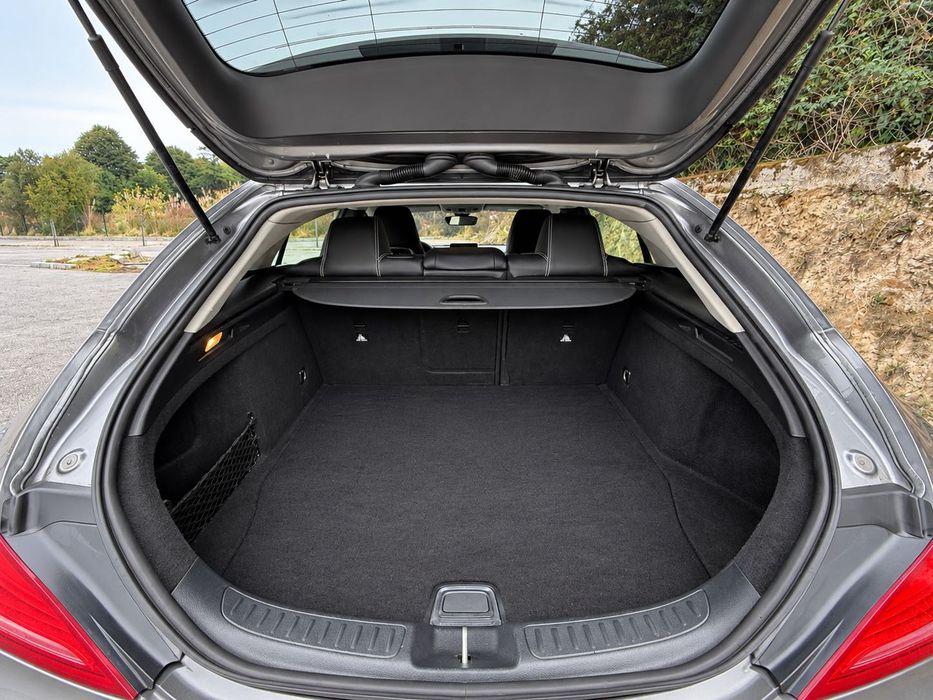 Mercedes-Benz CLA 200d Shooting Brake Automática