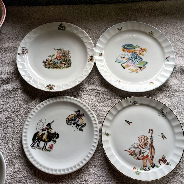 Pratos antigos motivo  infantil s e p Coimbra e vista alegre