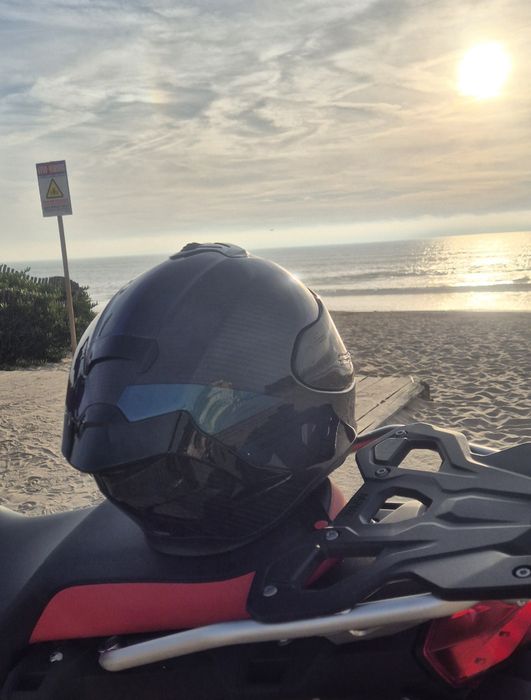 Capacete scorpion carbono