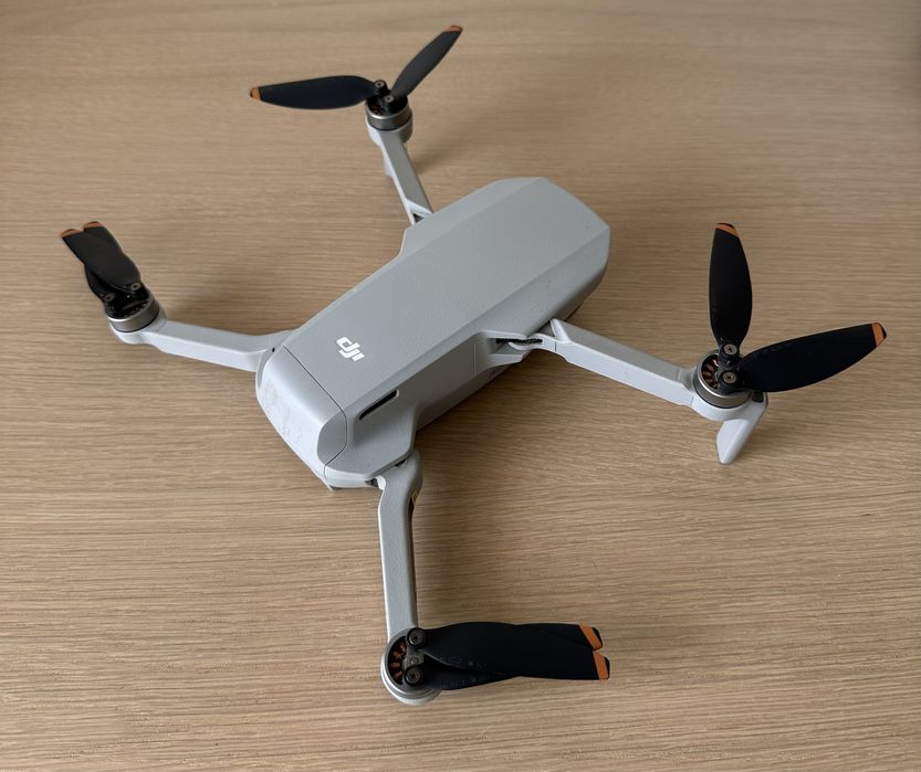 Dji mini 2 fly more combo