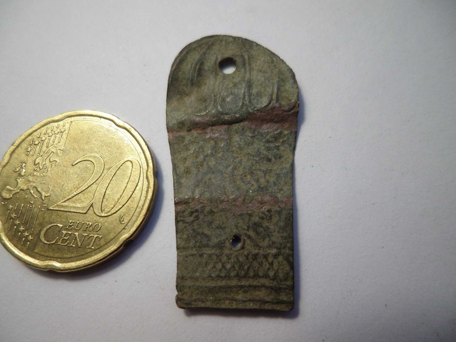 'Peça' em Metal 'Trabalhado' , Fragmento