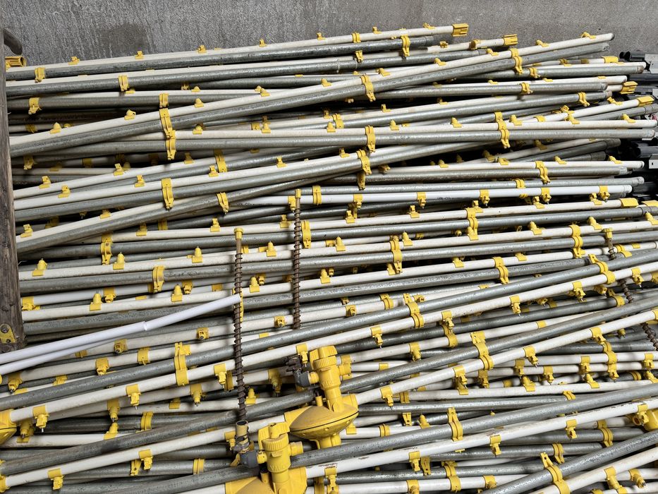 Linie pojenia dla drobiu firmy val