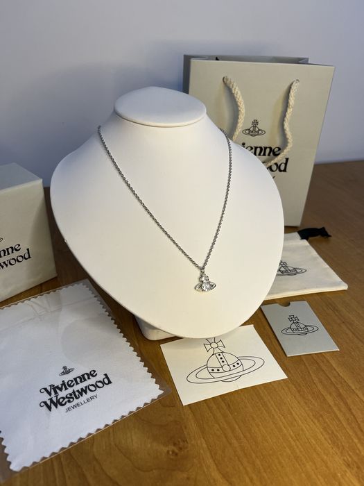 Підвіска Vivienne Westwood Reina з повним комплектом