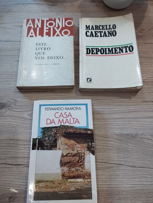 Livros antigos diversos